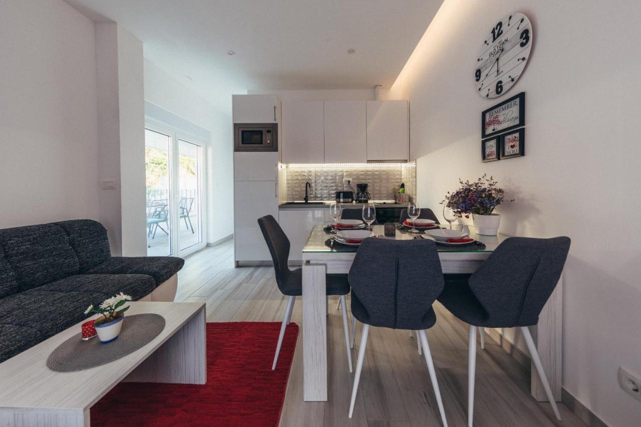 Apartment Gina Trogir Buitenkant foto